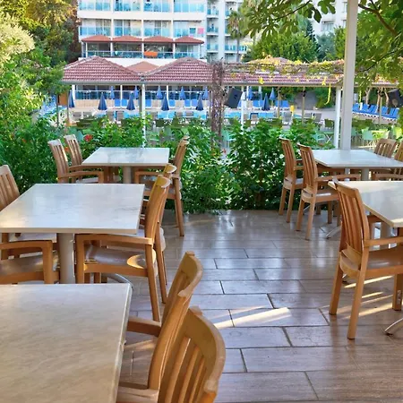 Blue Fish Resort Konaklı