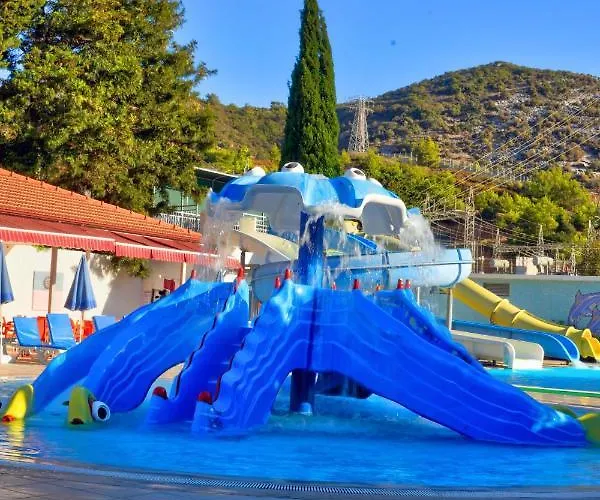 Blue Fish Resort Konaklı