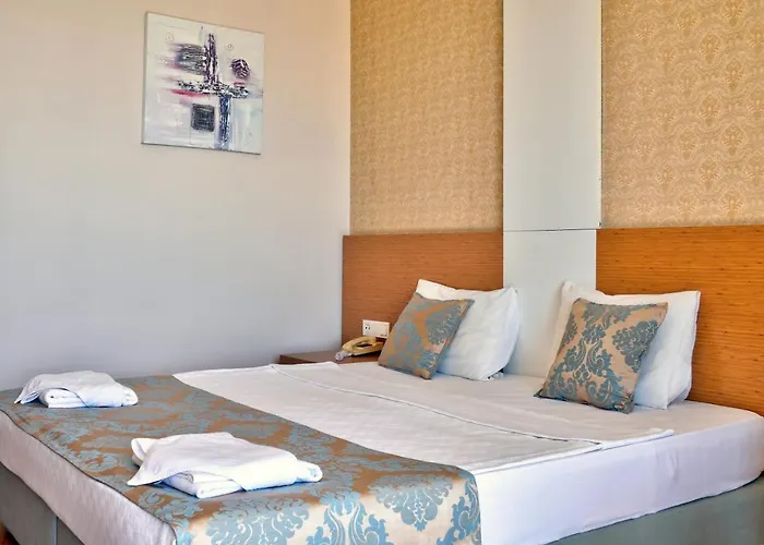 Blue Fish Resort 4*