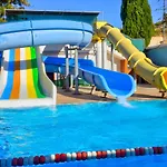 Blue Fish Resort Konaklı
