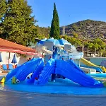 Blue Fish Resort Konaklı